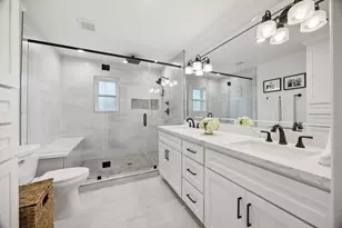 8106 Beverly Hill St, Houston, TX 77063 - Photo 16