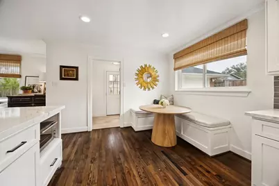 8106 Beverlyhill Street, Houston, TX 77063 - Photo 10