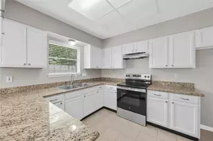 16826 Cobble Ridge Dr, Sugar Land, TX 77498 - Photo 2