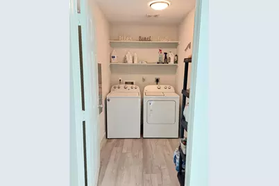 805 Nelson Avenue, Port Bolivar, TX 77650 - Photo 16