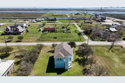 805 Nelson Avenue, Port Bolivar, TX 77650 - Photo 4