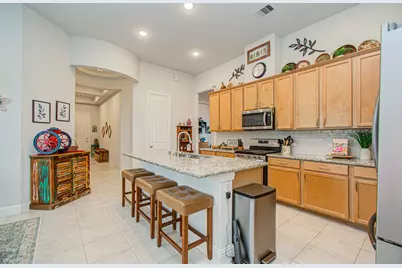 9115 Regan Way, Mont Belvieu, TX 77523 - Photo 10