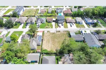 8222 Cannon Street, Houston, TX 77051 - Photo 14