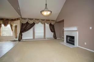 1923 Wellsley Ct, Sugar Land, TX 77498 - Photo 2