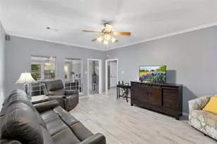 2402 Holly St, Liberty, TX 77575 - Photo 12