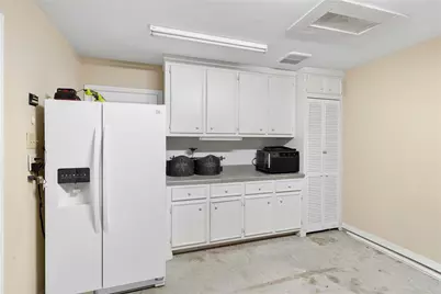 2402 Holly Street, Liberty, TX 77575 - Photo 30
