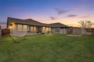 609 Jane Long Dr, San Marcos, TX 78666 - Photo 8