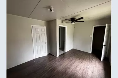 2394 Avenue A, Beaumont, TX 77701 - Photo 8