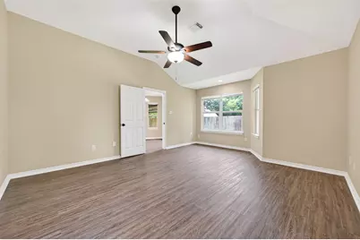 11655 Lakeview Manor Drive, Willis, TX 77318 - Photo 26