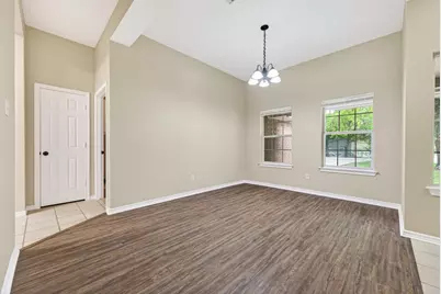 11655 Lakeview Manor Drive, Willis, TX 77318 - Photo 8