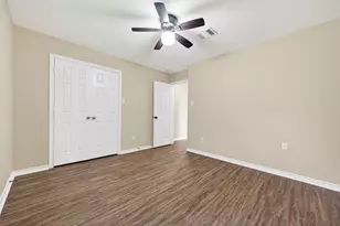 11655 Lakeview Manor Dr, Willis, TX 77318 - Photo 40