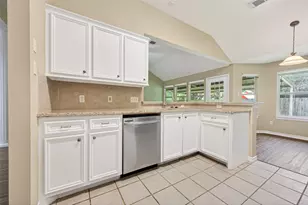 11655 Lakeview Manor Dr, Willis, TX 77318 - Photo 18