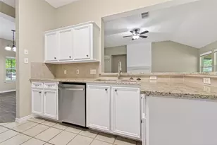 11655 Lakeview Manor Dr, Willis, TX 77318 - Photo 16