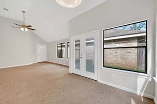 13825 Purplemartin St, Houston, TX 77083 - Photo 10