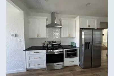 1311 E 35th Street, Houston, TX 77022 - Photo 4