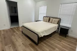 1311 E 35th St, Houston, TX 77022 - Photo 10