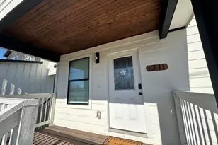 1311 E 35th St, Houston, TX 77022 - Photo 2