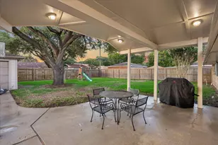 5802 Belrose Dr, Houston, TX 77035 - Photo 2