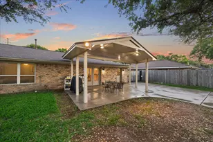 5802 Belrose Dr, Houston, TX 77035 - Photo 32