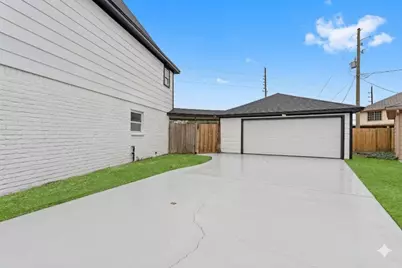 12302 Gaylawood Drive, Houston, TX 77066 - Photo 30