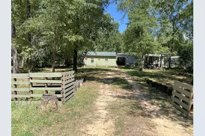 204 Knottypine, Livingston, TX 77351 - Photo 4
