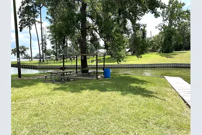 204 Knottypine, Livingston, TX 77351 - Photo 26