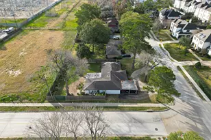 1614 Wycliffe Dr, Houston, TX 77043 - Photo 16