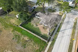 1614 Wycliffe Dr, Houston, TX 77043 - Photo 24