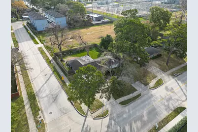 1614 Wycliffe Drive, Houston, TX 77043 - Photo 14