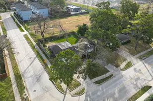 1614 Wycliffe Dr, Houston, TX 77043 - Photo 14