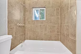 601 Booker Washington St, Conroe, TX 77301 - Photo 16