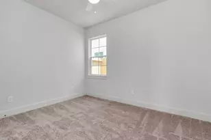 2011 E Bauer Dr, Houston, TX 77080 - Photo 4
