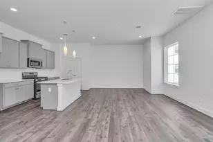 2011 E Bauer Dr, Houston, TX 77080 - Photo 12