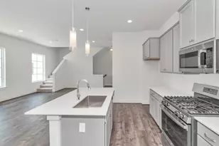 2011 E Bauer Dr, Houston, TX 77080 - Photo 18