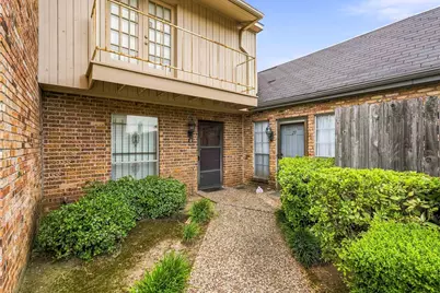 6111 Beverly Hill Street #28, Houston, TX 77057 - Photo 2