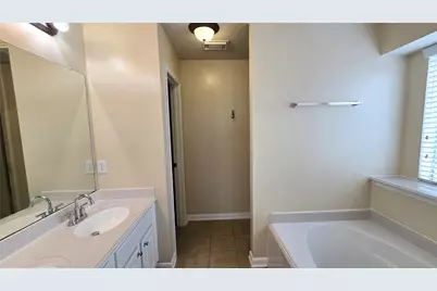 2014 Pinecreek Pass Lane, Katy, TX 77449 - Photo 28