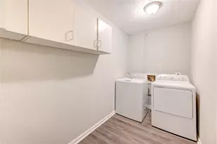 4106 California St, Dickinson, TX 77539 - Photo 8