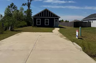 349 Rd 5704, Cleveland, TX 77327 - Photo 2
