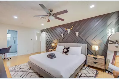 9614 Springmont Drive, Houston, TX 77080 - Photo 12