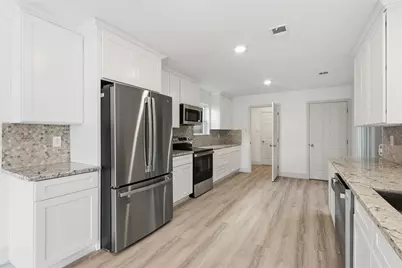 19110 Baton Pass, Humble, TX 77346 - Photo 12