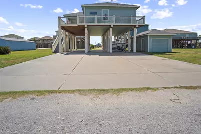 857 Gulfview Drive, Crystal Beach, TX 77650 - Photo 2