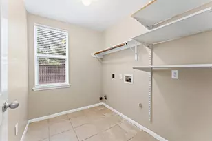 9202 State Walk Cir, Houston, TX 77064 - Photo 22