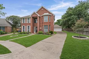 9202 State Walk Cir, Houston, TX 77064 - Photo 2