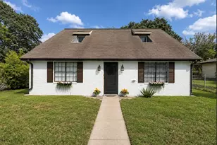 1001 Clearspring Dr, Brenham, TX 77833 - Photo 1