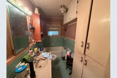 2740 Lakeview Circle, Beaumont, TX 77703 - Photo 20