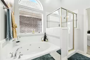 5225 Sagecircle Street S, Houston, TX 77056 - Photo 18