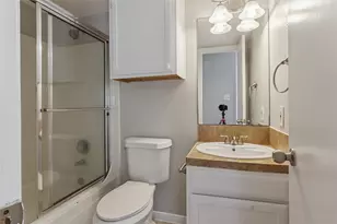 11454 W Travelers Way Cir, Houston, TX 77065 - Photo 12