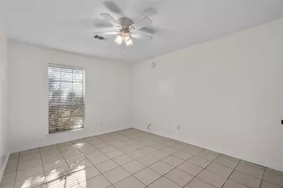 2716 2nd Avenue N, Texas City, TX 77590 - Photo 16
