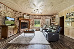 1109 Soda Loop E, Livingston, TX 77351 - Photo 26
