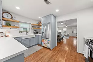 1516 Lawrence St, Houston, TX 77008 - Photo 8